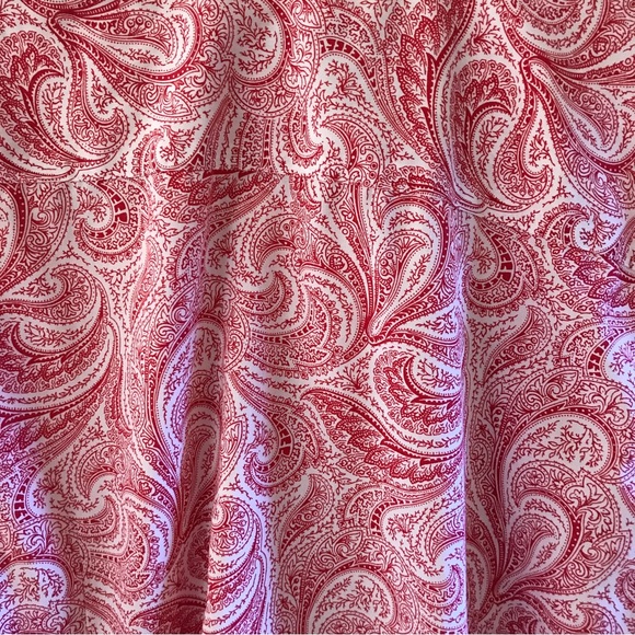 Talbots blouse size 16 button down red and white paisley cotton spandex - Picture 7 of 7